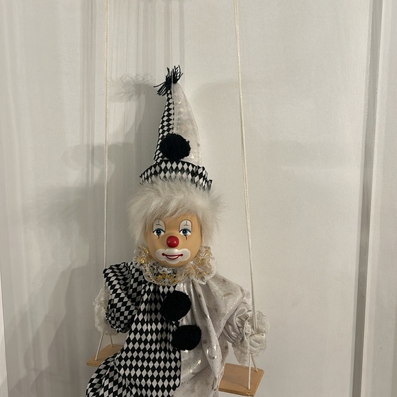 Ceramic Clown on a Swing - Picture 4 of 8